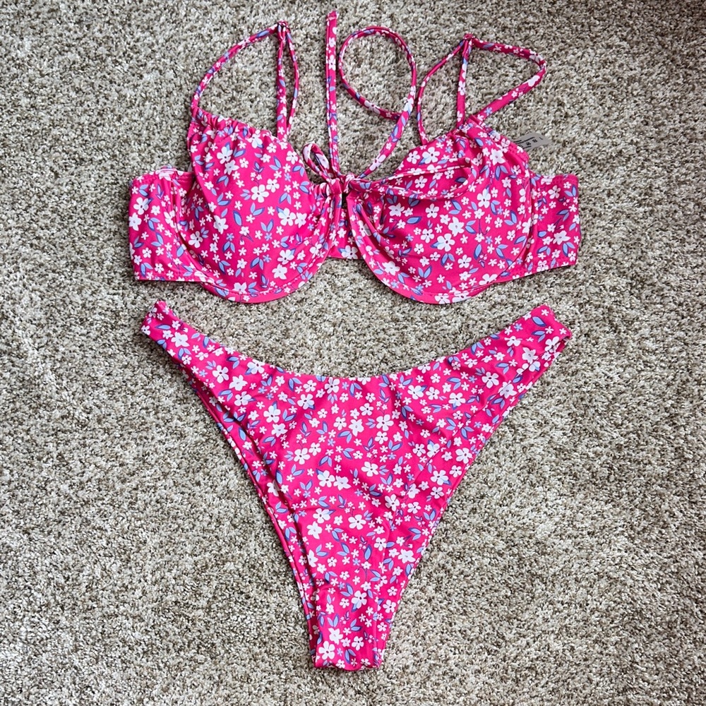 SHEIN Pink Floral Underwire Bikini Set